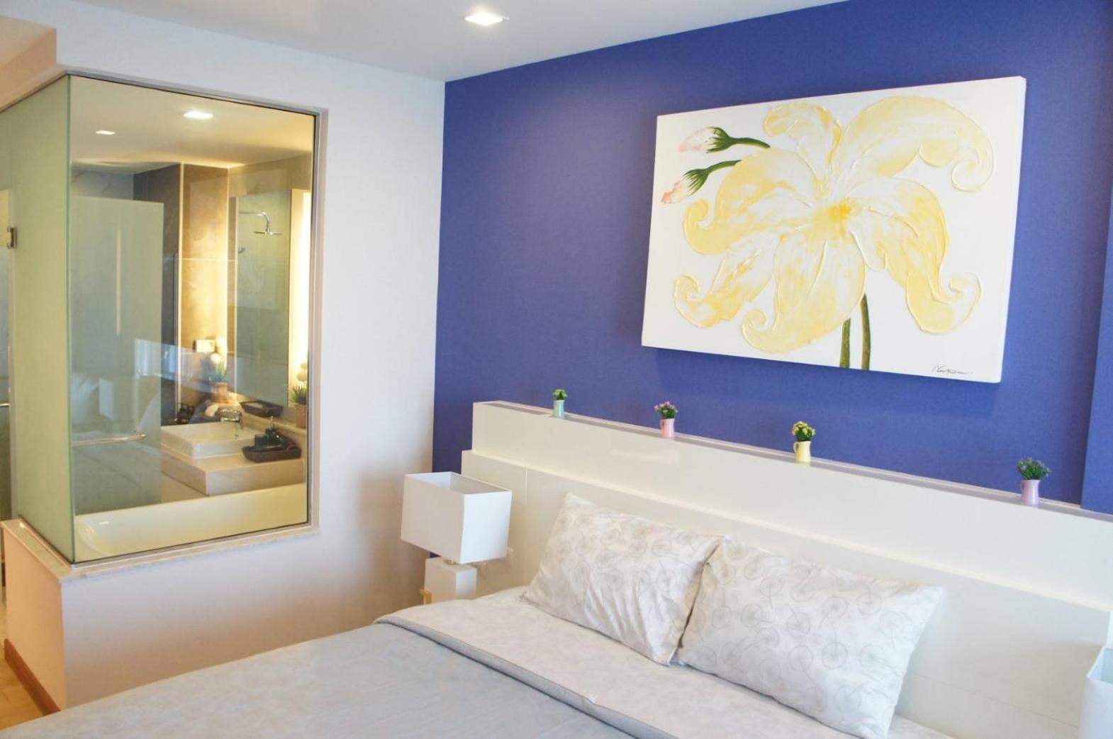 The Astra Chiang Mai Family Room Exterior foto